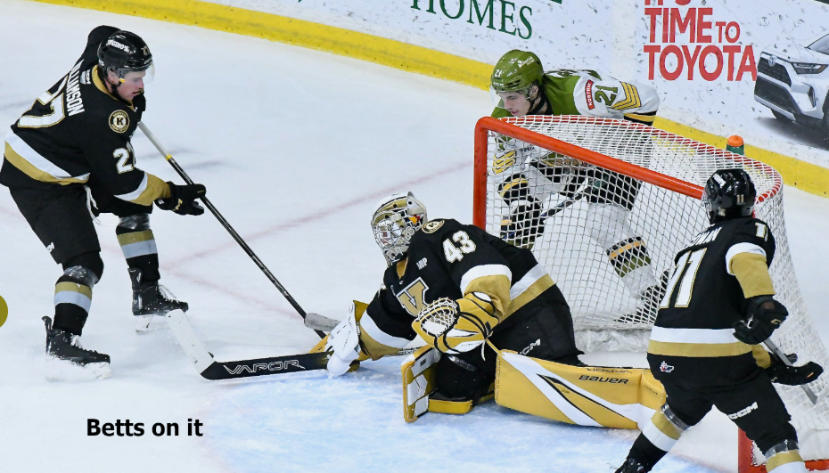 Frontenacs take 5-1 win