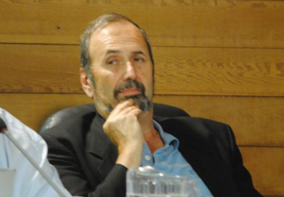 Council to vote on motion honouring long time former councillor