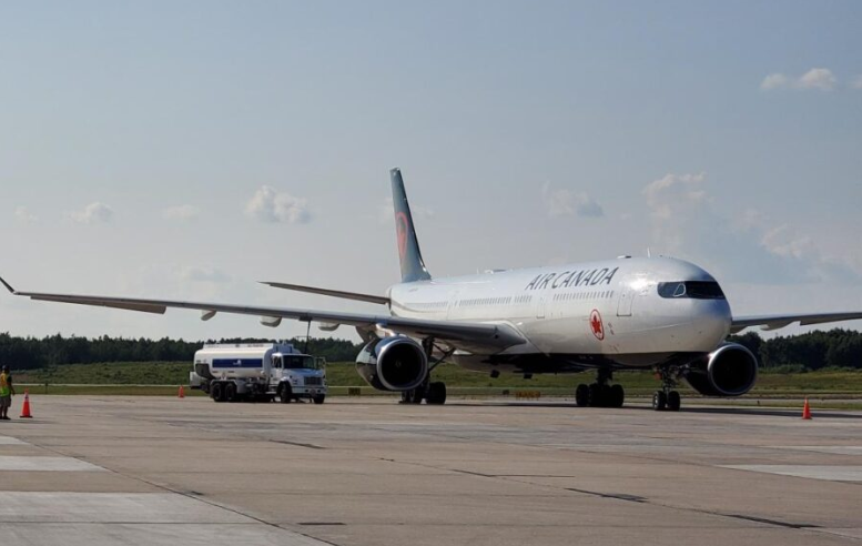 Strike and lockout notices given involving Air Canada and it’s flight attendants