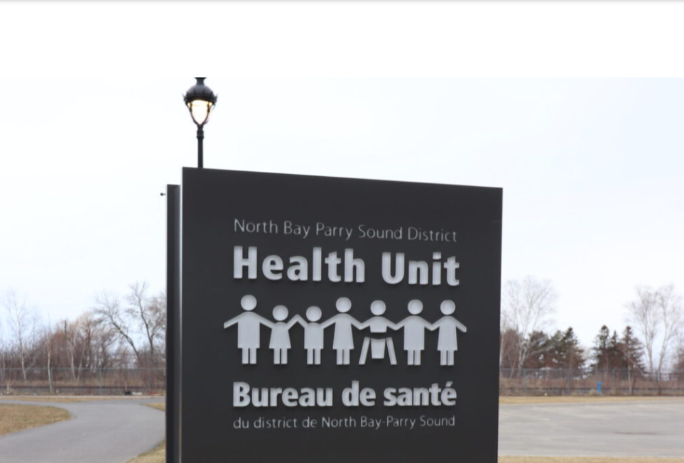 Testing confirms blue green algae bloom in Callander Bay and Wasi Lake