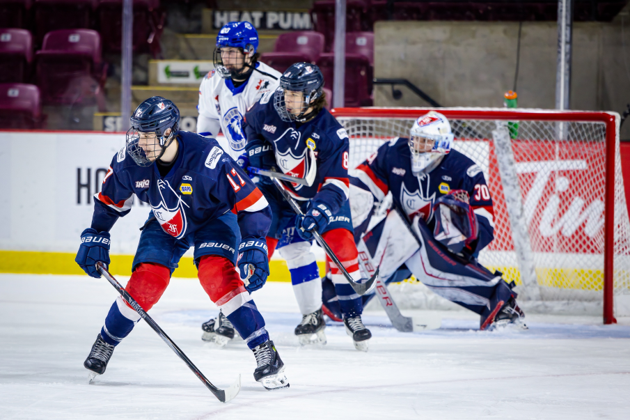 Cubs suffer season-ending defeat to Collège Français at Centennial Cup