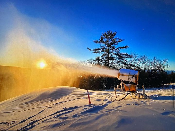 Snow Making Machine at Antoine Mountain!
