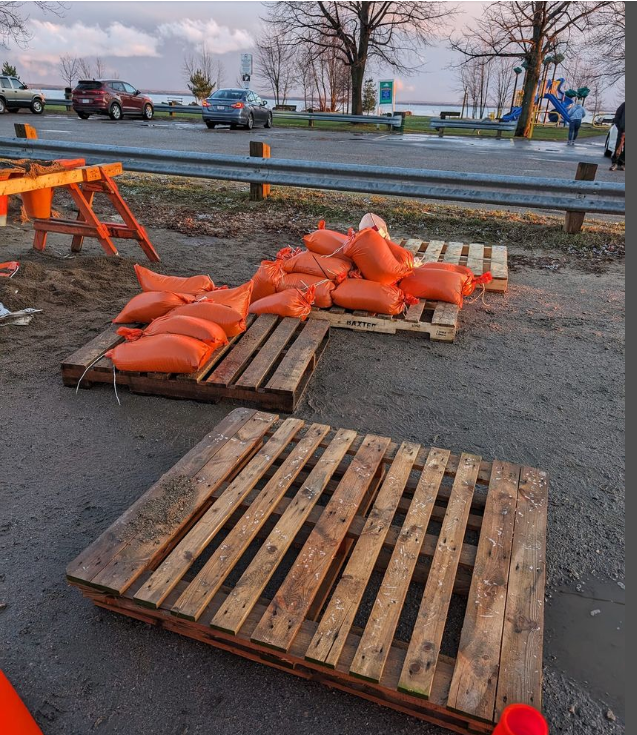 North Bay Opens Sandbag Filling Station