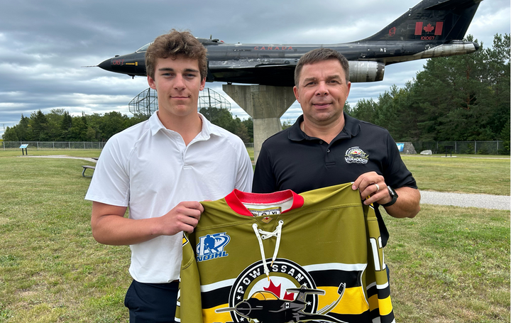 Voodoos sign local Battalion pick