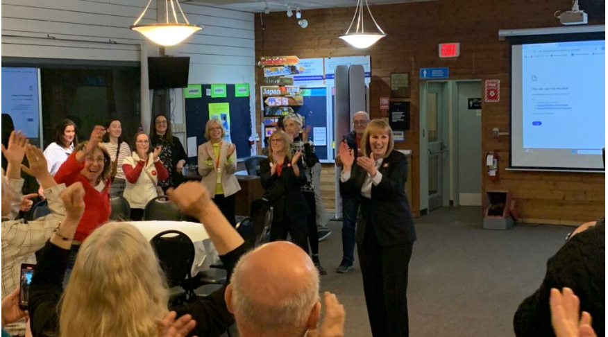 Rochefort leads Nipissing-Timiskaming election race