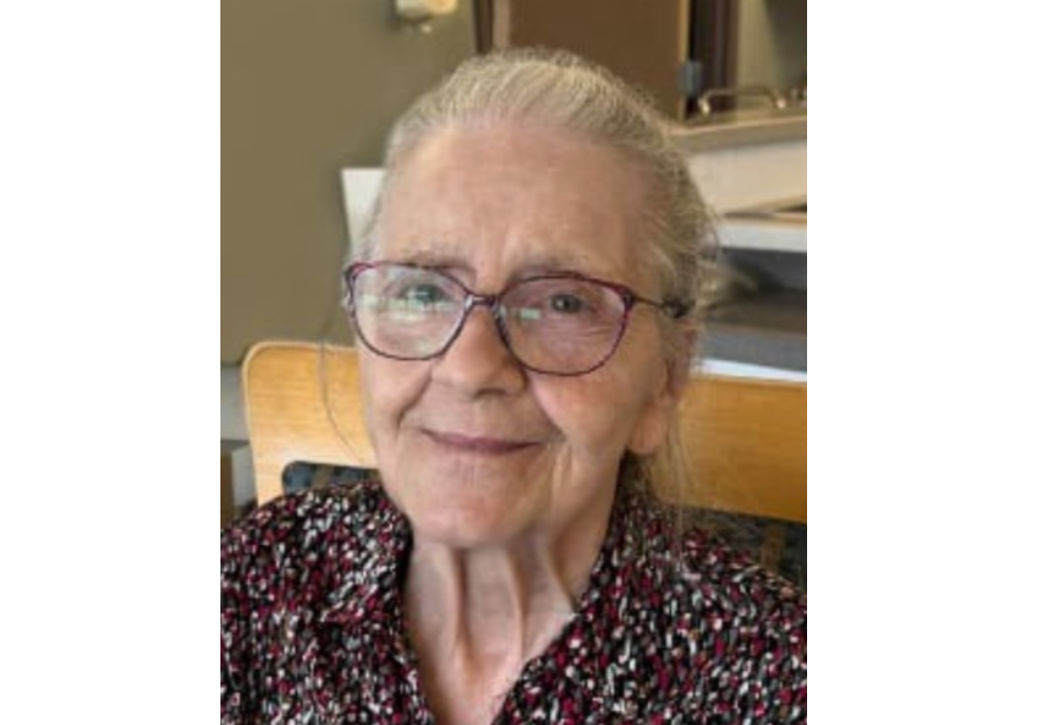 Joanne McClenaghan (nee Hummel)