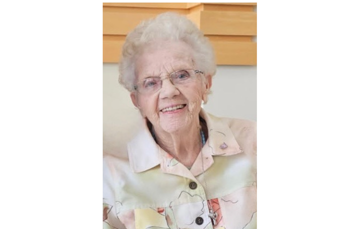 Evelyn McLellan (nee O'Hara)