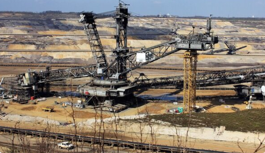 Province Partnering with Federal Government to Protect Steelworker Jobs