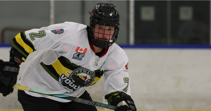 Voodoos defender to play college hockey in Czechia
