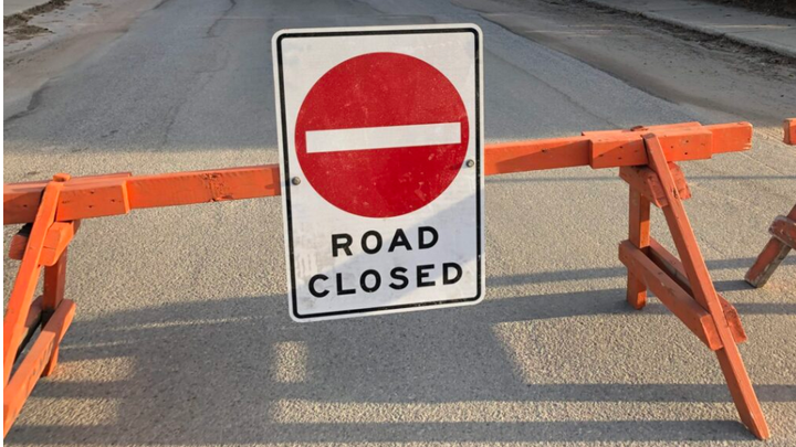 Traffic impacted on Stockdale Road and east entrance to Anita Avenue