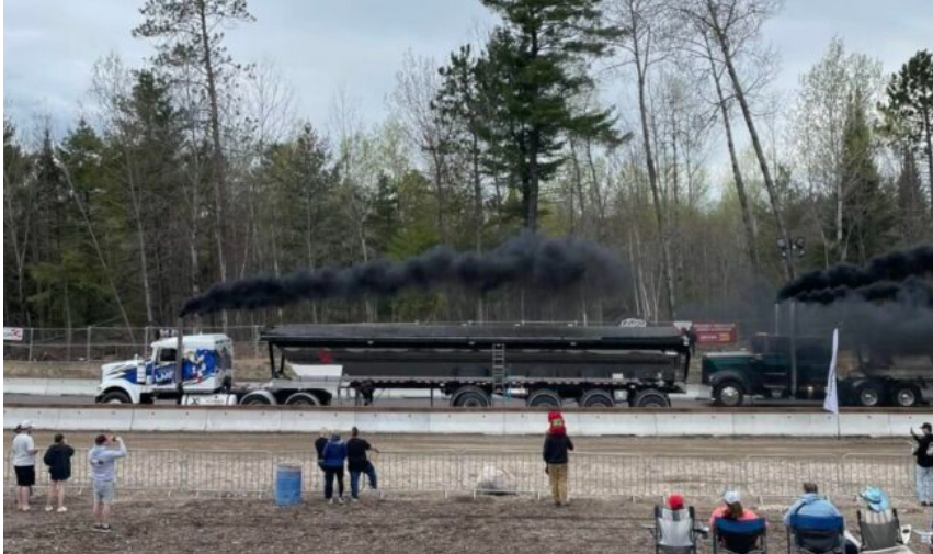 Thunder rolls into Papineau-Cameron